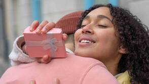 Apple Geschenkideen für die Liebe Apple Gerät als tolle Geschenkidee für Partner und Partnerinnen