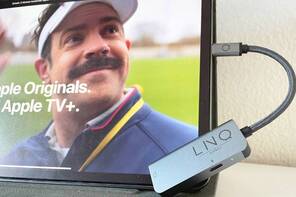 iPad haben nur einen Zugang und deshalb ist ein Adapter nützlich. Auch mit iPad lässt sich der HDMI Adapter von LINQ verwenden.