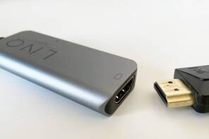 Mittels Adapter lässt sich das iPad über einen HDMI-Stecker mit anderen Geräten verbinden. Mit den LINQ Adapter verfügt das iPad über eine HDMI Verbindung.