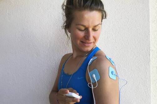 Als Physiotherapeutin findet Julia Bluetens spannend. Julia Mayr wendet gerne Elektrostimulation in der Physiotherpie an.