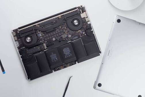 DQ Solutions ist zertifiziert für die Reparatur von Apple Geräten mit Originalteilen. Apple Reparaturen bei DQ Solutions