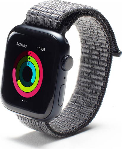 GEAR4-Sportarmband-fuer-Apple-Watch-38-40-41-mm-Schwarz-01.jpg