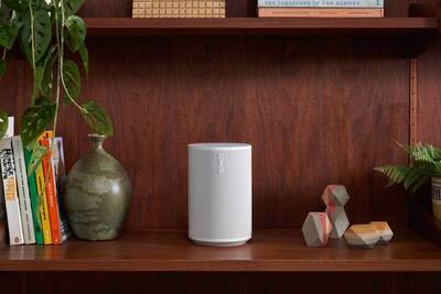 Sonos Era 100 für besten Stereosound Eleganter Speaker Era 100 mit Trueplay