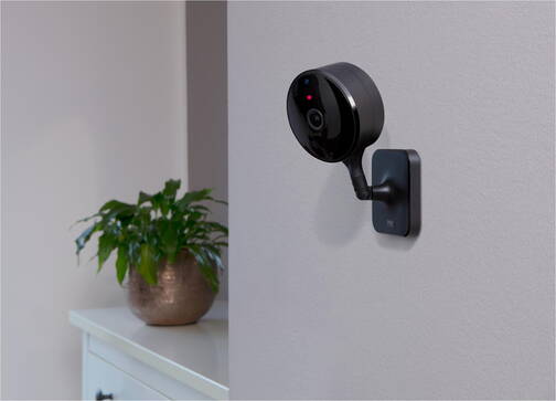 Eve-Kamera-Cam-Smarte-Innenkamera-Homekit-Schwarz-06.jpg