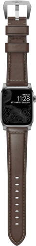 Nomad-Lederarmband-Strap-Traditional-fuer-Apple-Watch-42-44-45-49-mm-Braun-Si-04.jpg