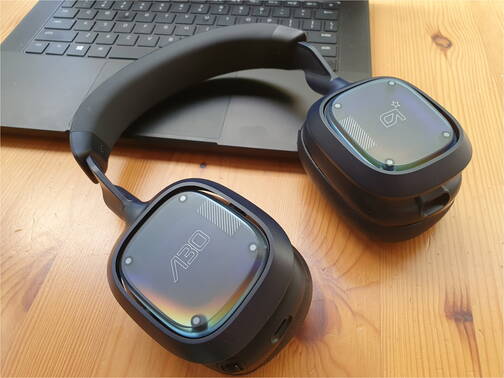 Astro-Gaming-Astro-A30-Wireless-Gaming-Headset-Kopfhoerer-Schwarz-02.jpg