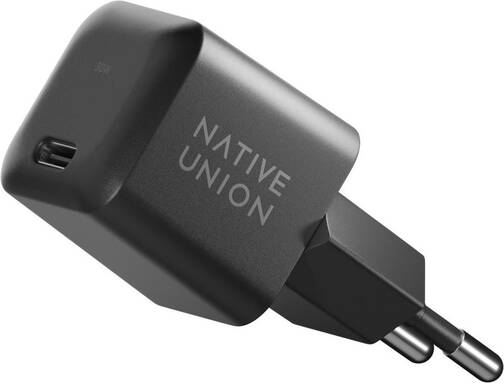 Native-Union-GaN-30-W-USB-C-Power-Adapter-Schwarz-01.jpg