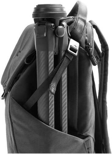 Peak-Design-Everyday-Backpack-30L-v2-Schwarz-07.jpg Peak-Design-Everyday-Backpack-30L-v2-Schwarz-07.jpg