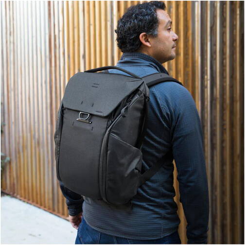 Peak-Design-Everyday-Backpack-30L-v2-Schwarz-10.jpg Peak-Design-Everyday-Backpack-30L-v2-Schwarz-10.jpg
