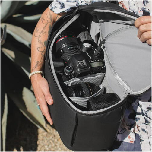 Peak-Design-Everyday-Backpack-30L-v2-Schwarz-11.jpg Peak-Design-Everyday-Backpack-30L-v2-Schwarz-11.jpg
