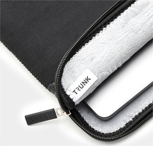 Trunk-Neopren-Sleeve-MB-Pro-14-M4-2024-Schwarz-02.jpg